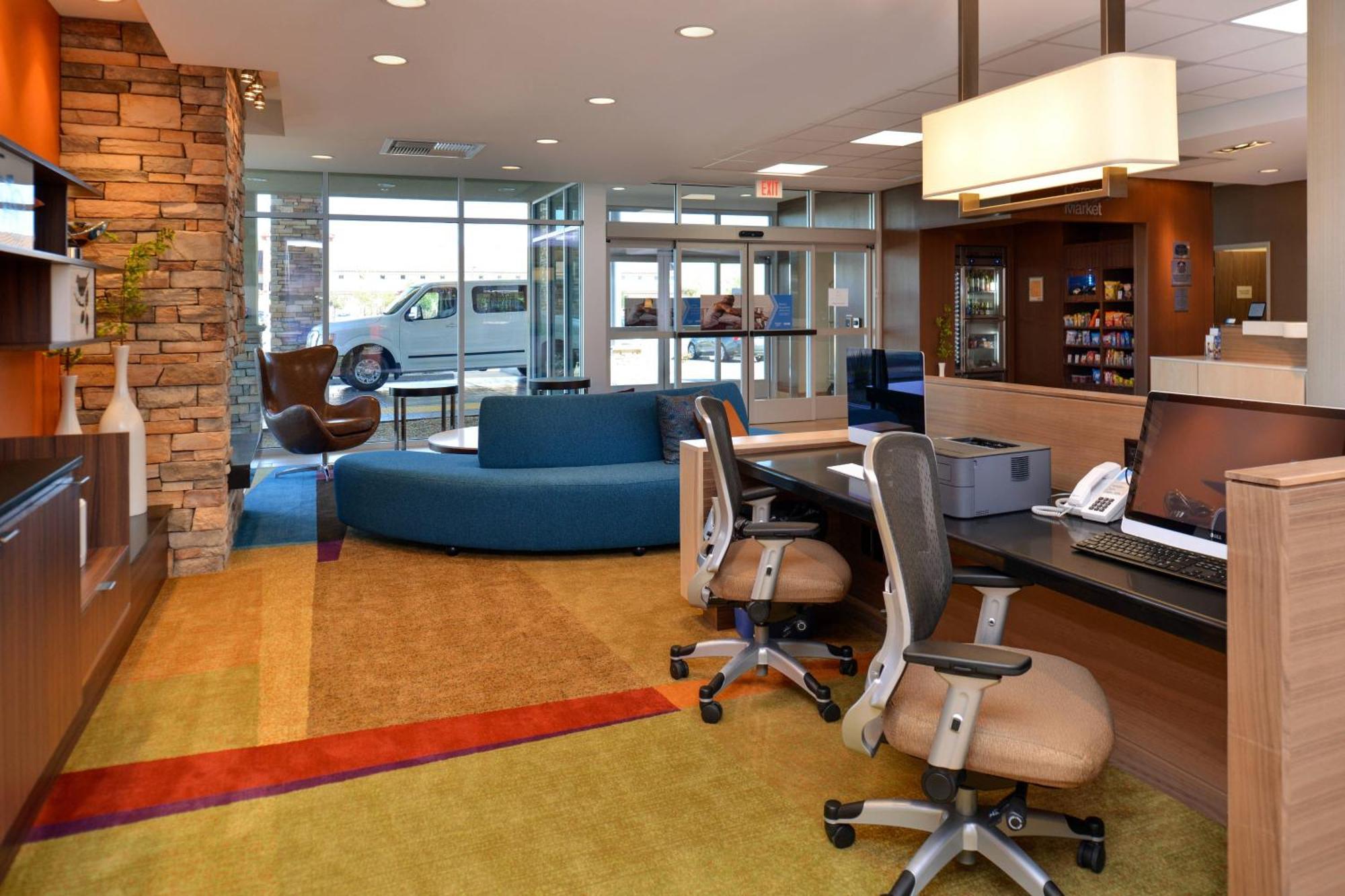 Fairfield Inn & Suites By Marriott Sacramento Airport Woodland Eksteriør billede
