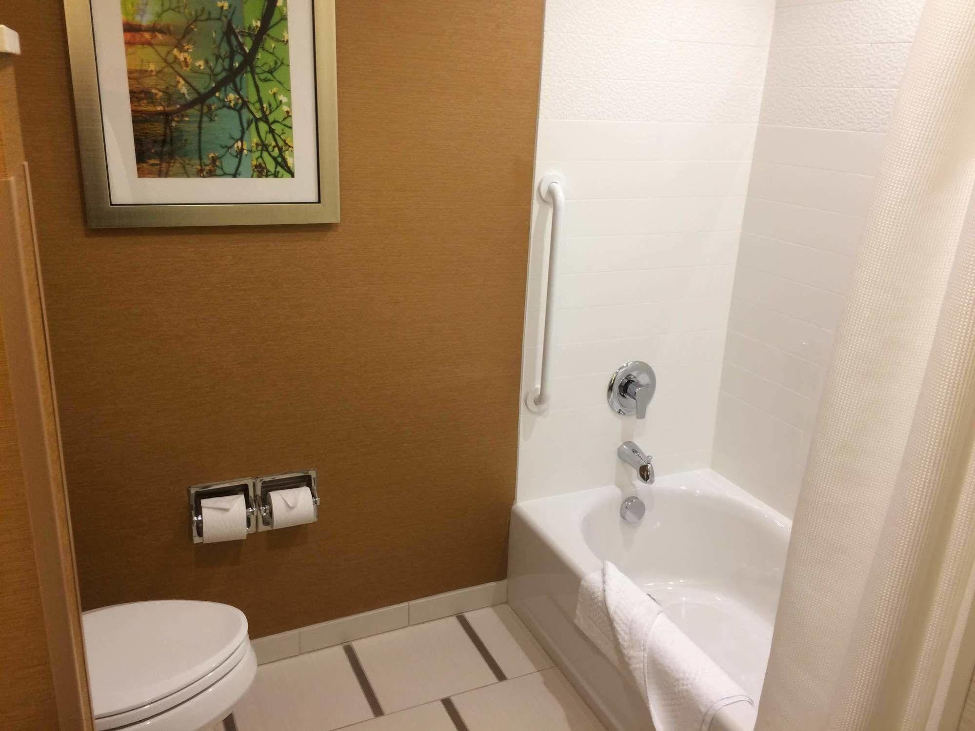 Fairfield Inn & Suites By Marriott Sacramento Airport Woodland Eksteriør billede