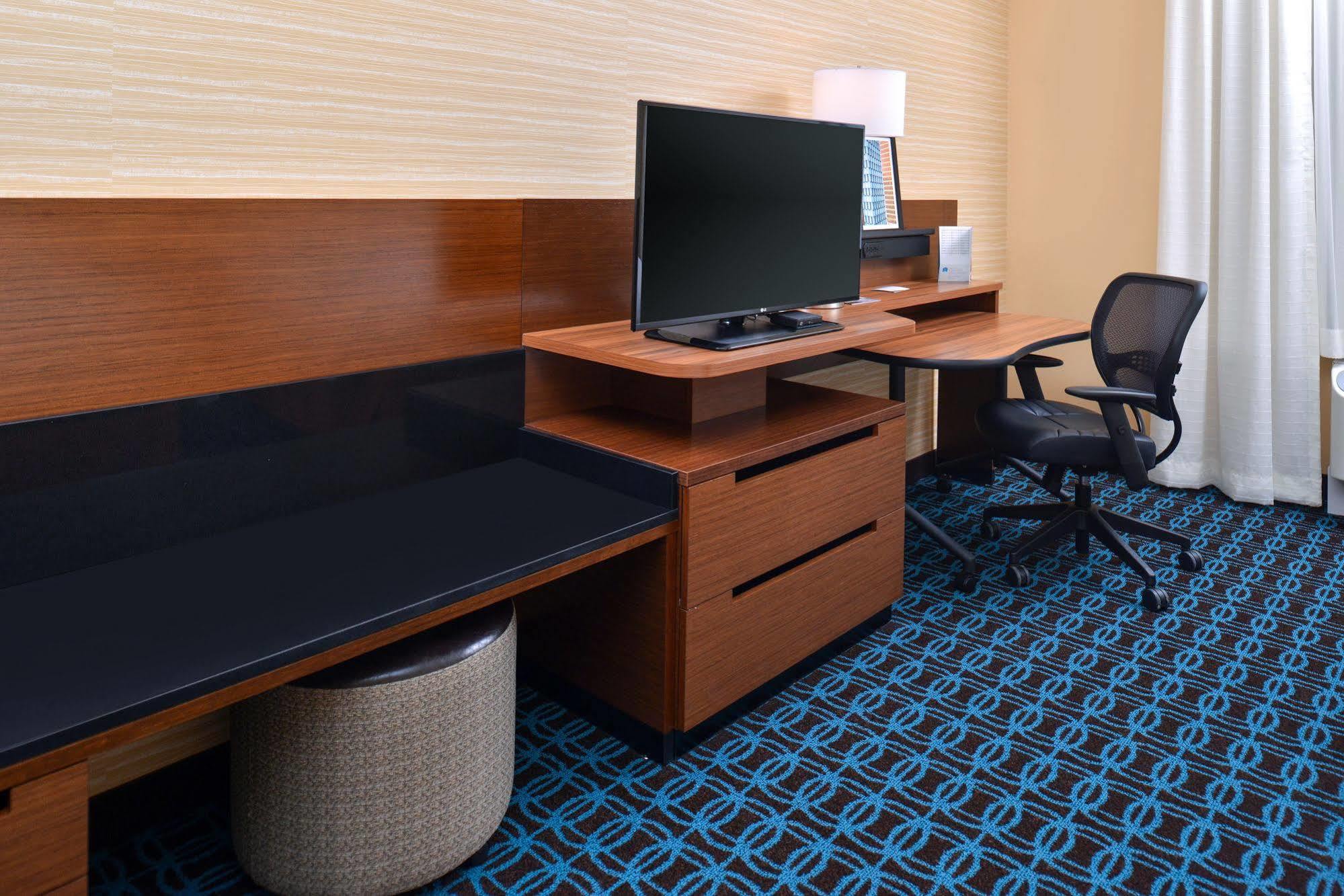 Fairfield Inn & Suites By Marriott Sacramento Airport Woodland Eksteriør billede
